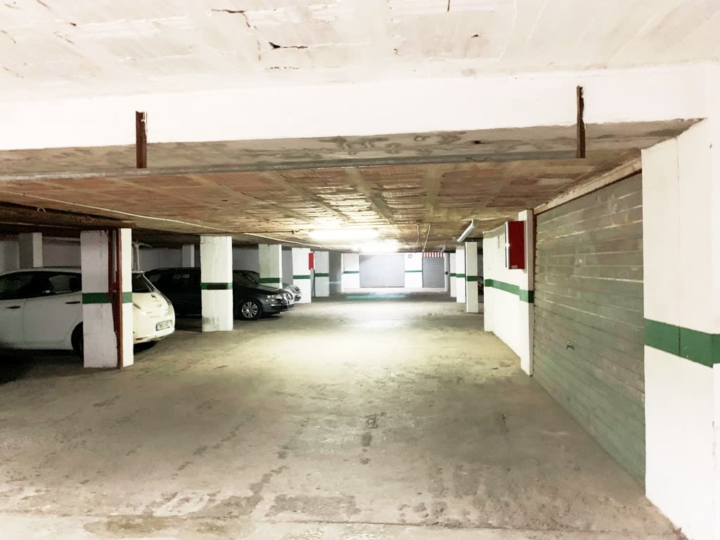 Garaxe en venda en Benalmádena