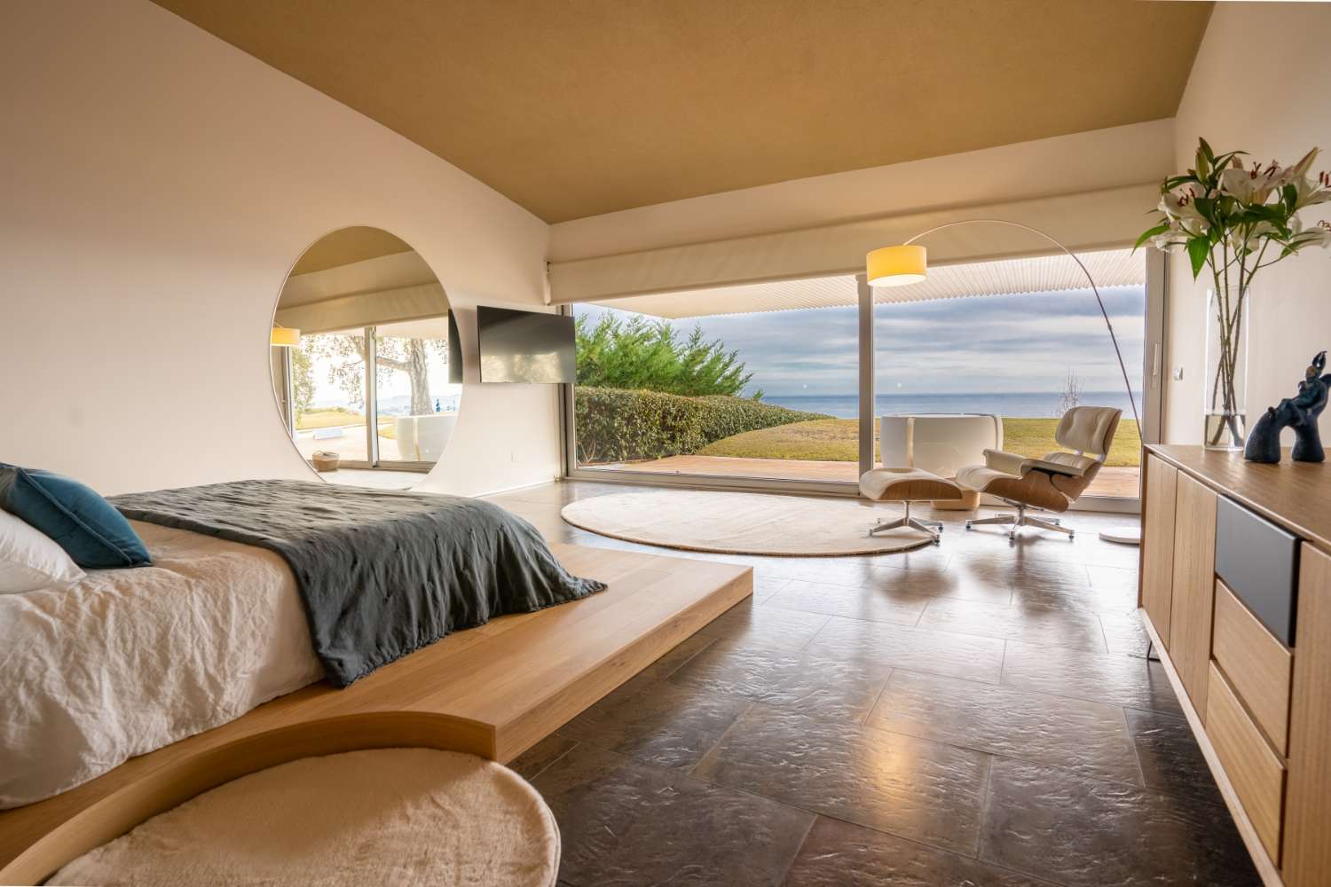 Magnificent villa between Fuengirola and Benalmadena Costa