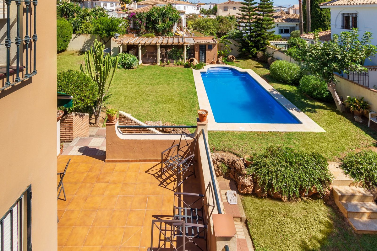 Independent villa for sale in Pinillo Torremolinos