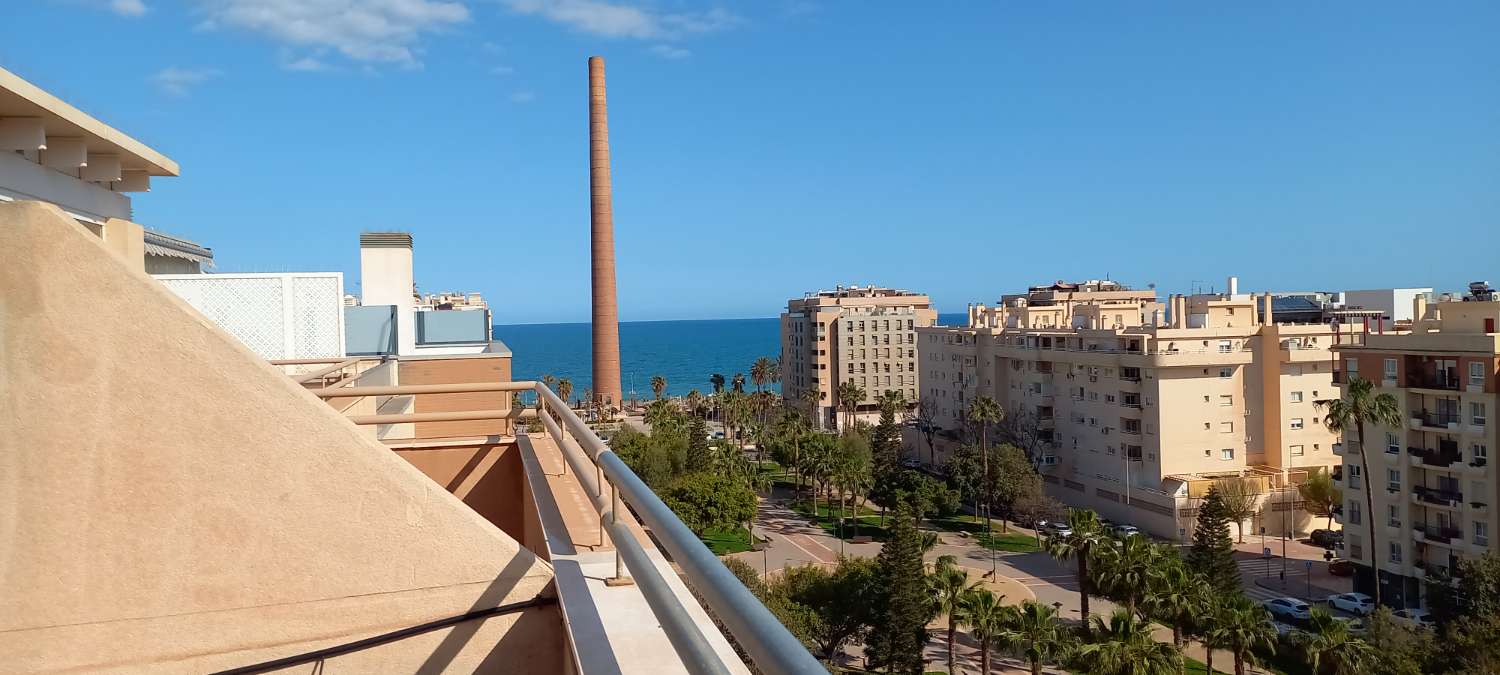 Magnifico attico a 200 m dalla spiaggia di Poniente nella capitale di Malaga