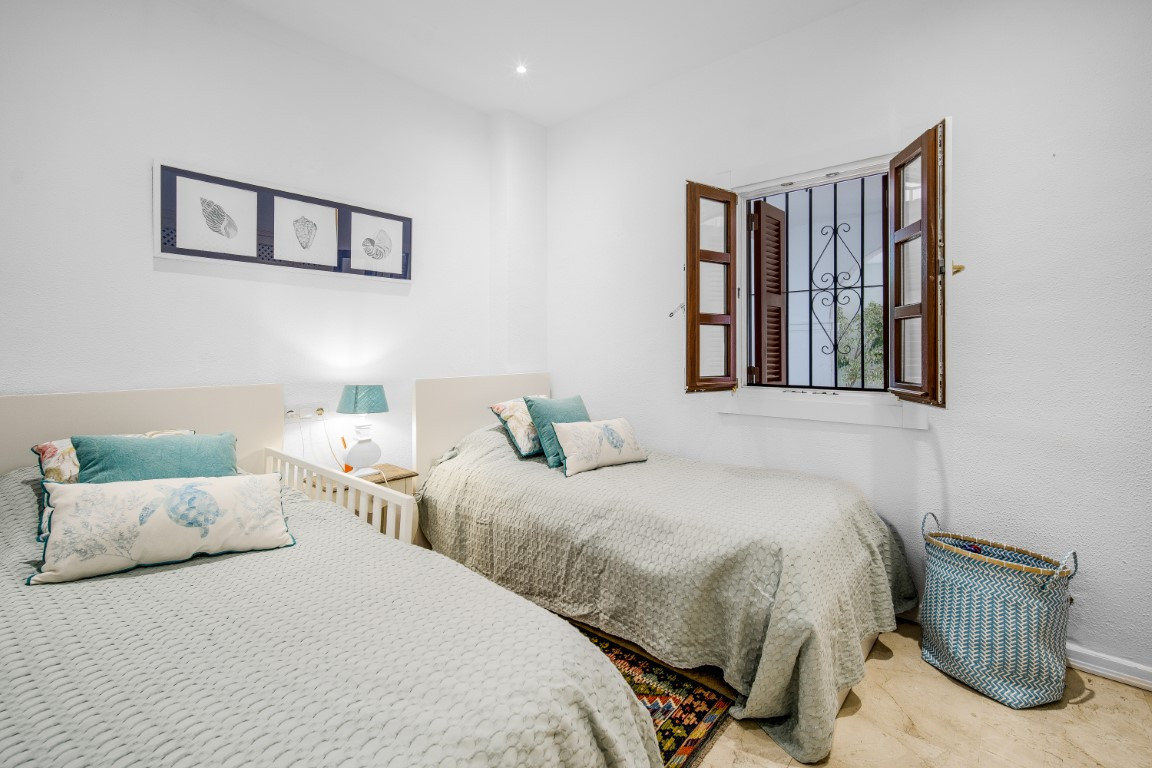 3 غرف نوم, 2 شقة بحمام للبيع في سيريوريو دي ماربيا, ماربيا جولدن مايل