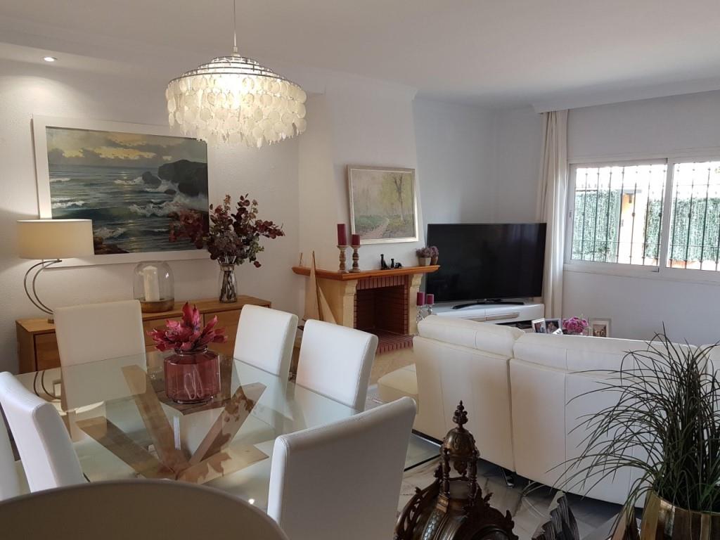 Chalet for sale in Fuengirola