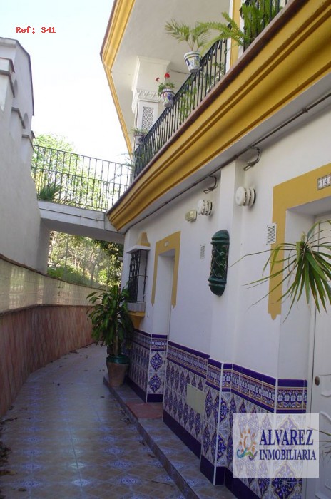 Rakennus myynnissä Vélez-Málaga