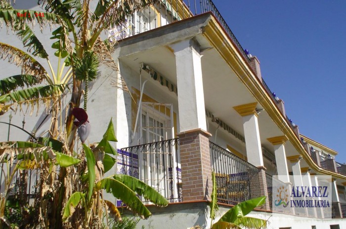 Edificio en venta en Vélez-Málaga