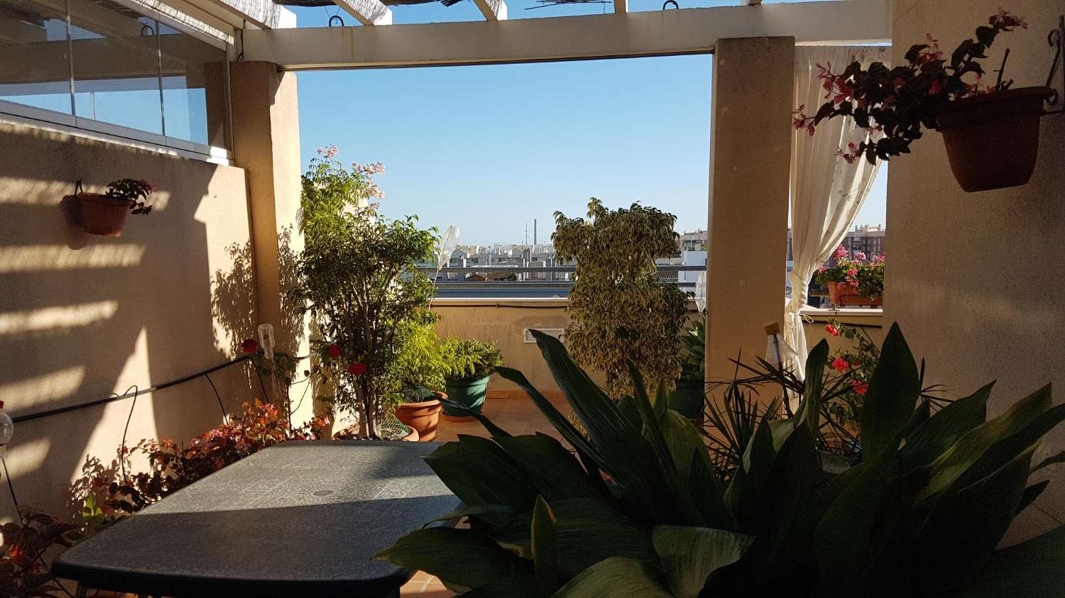 Wunderschönes Penthouse 200 m vom Strand Poniente in der Hauptstadt Malaga