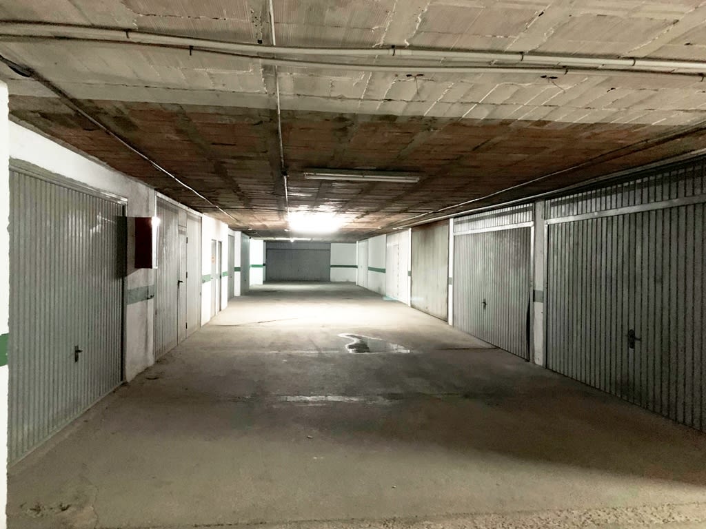 Garage salgai in Benalmádena