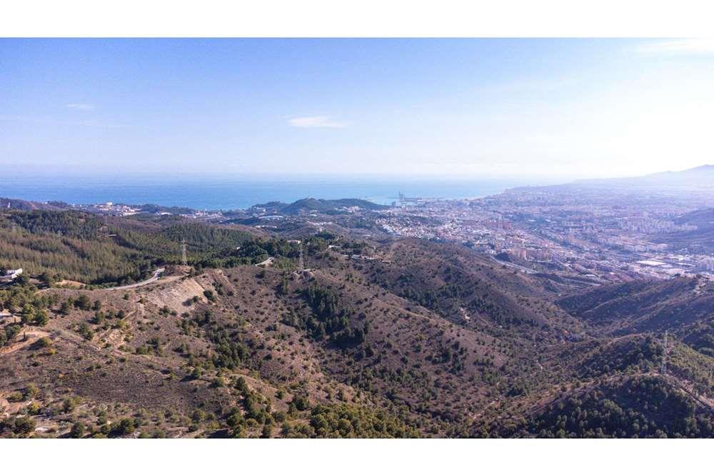 Ristorante in vendita nelle montagne di Malaga con 58439 m2