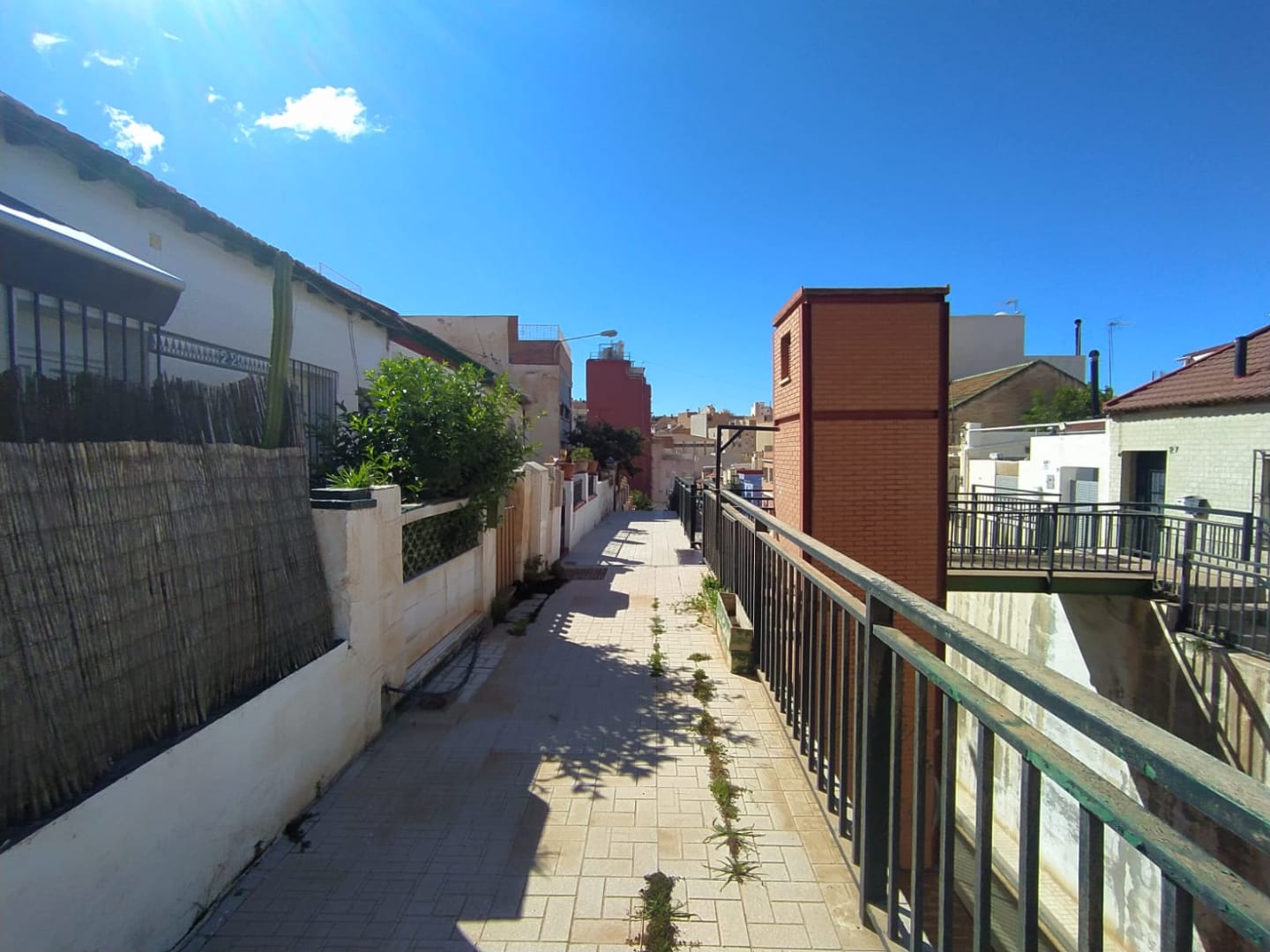 LOT OF 3 HOUSES FOR SALE IN MALAGA