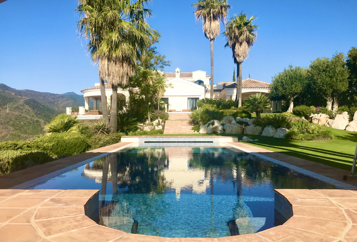 Villa myynnissä Montemayor-Marbella Club (Benahavís)