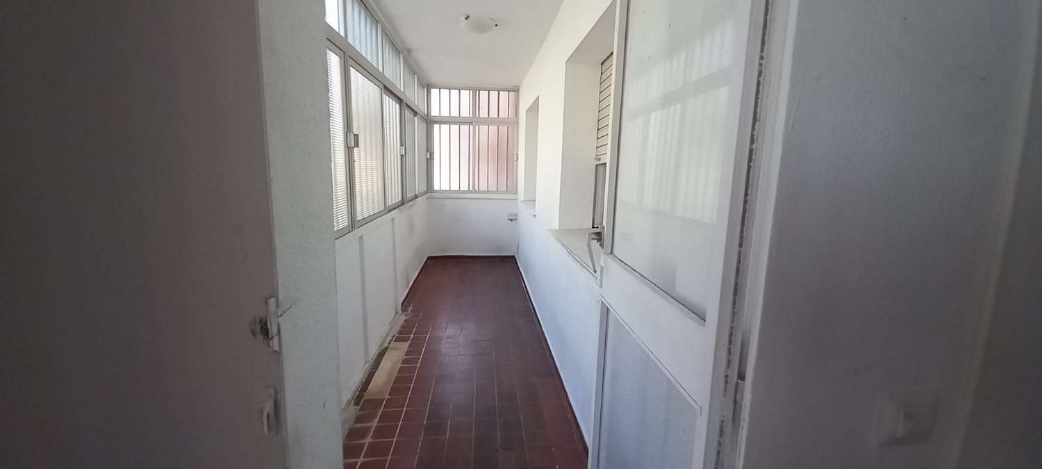 Wohnung zu verkaufen in Urbanisation Los Arcos algeciras (Cádiz)