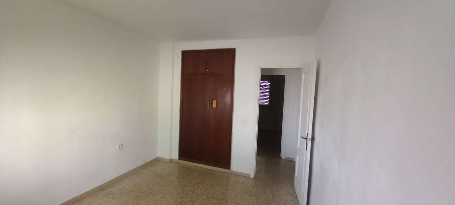 Appartamento in vendita in Urbanizzazione Los Arcos algeciras (Cadice)