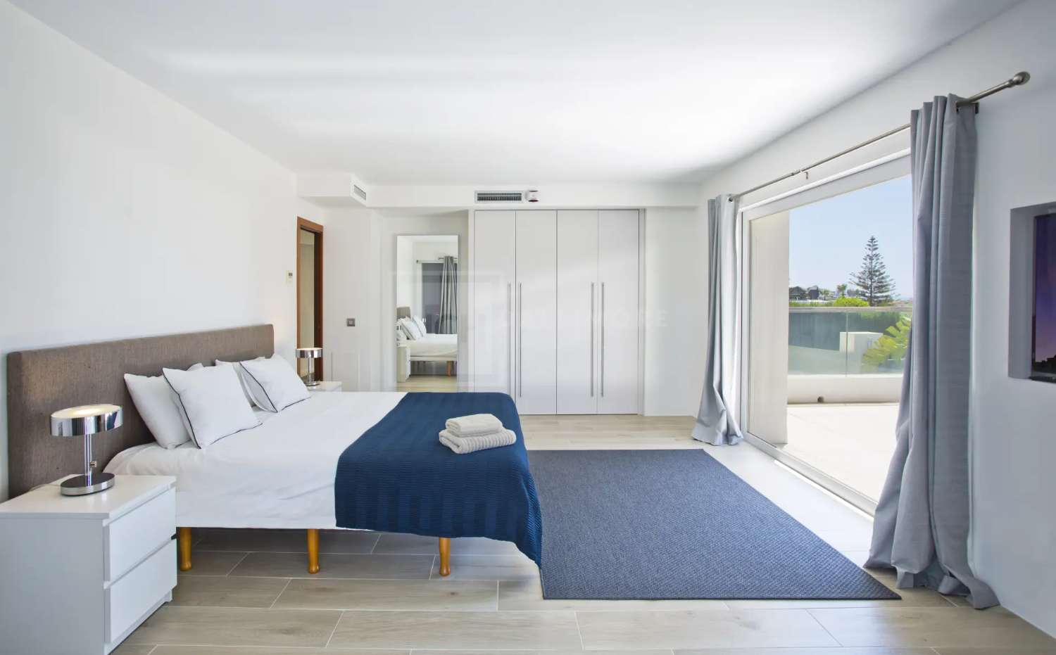 壮观的 7 卧室现代豪宅，可欣赏全景海景，拉斯恰帕斯庄园，马贝拉