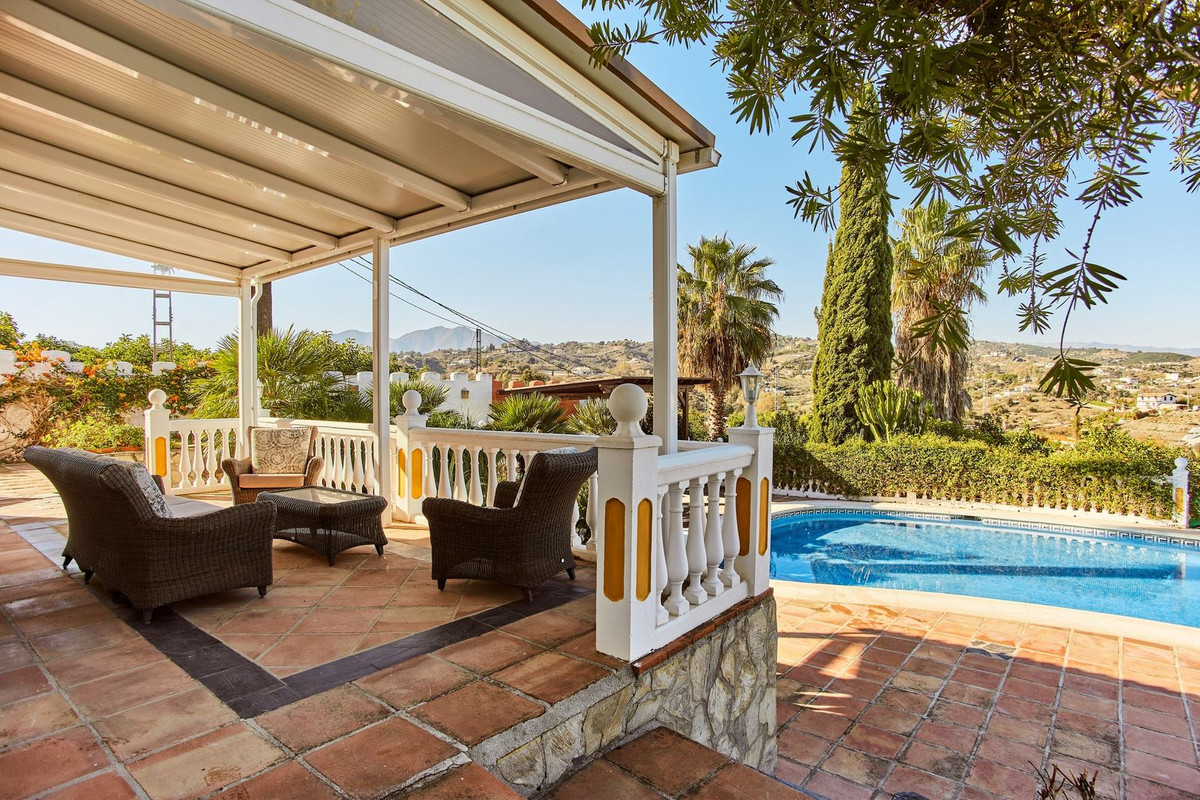 Villa in vendita ad Alhaurin el Grande Málaga